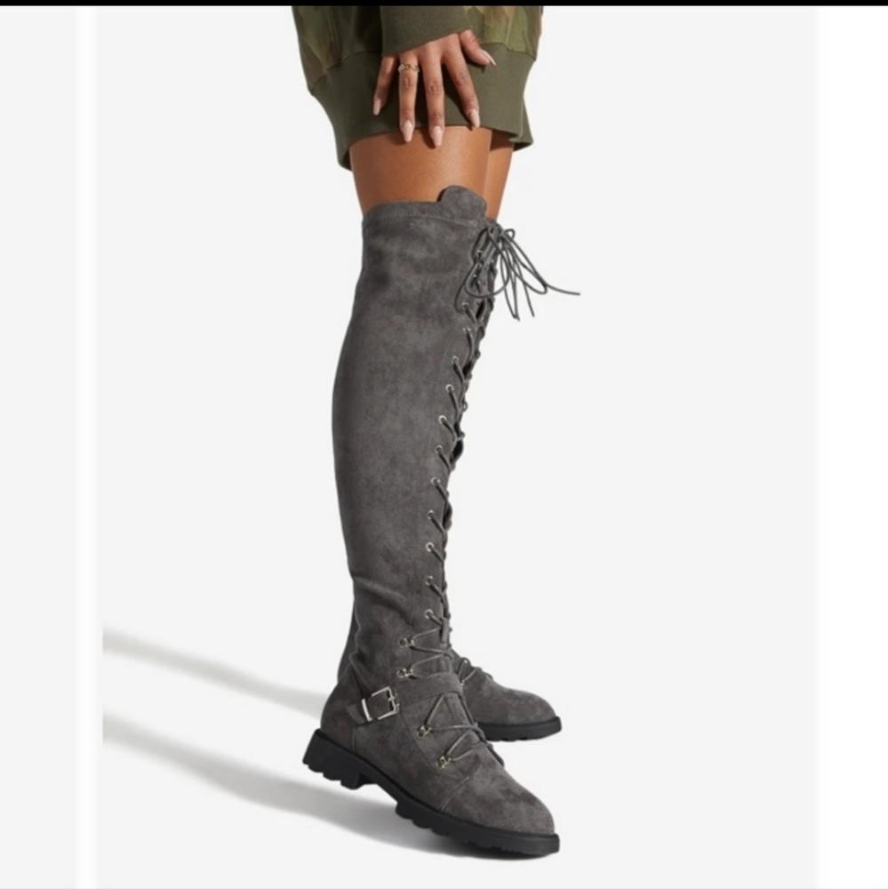 Phyllida Grey flat over the knee shoedazzle size 8 boots.